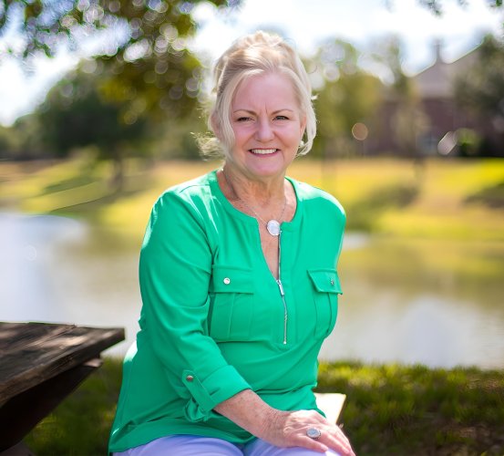 Pearland resident Sue Gordon survived a diagnosis of oral cancer and had her beautiful smile restored, thanks to expert care from a team of doctors at UTHealth Houston Oral and Maxillofacial Surgeons.