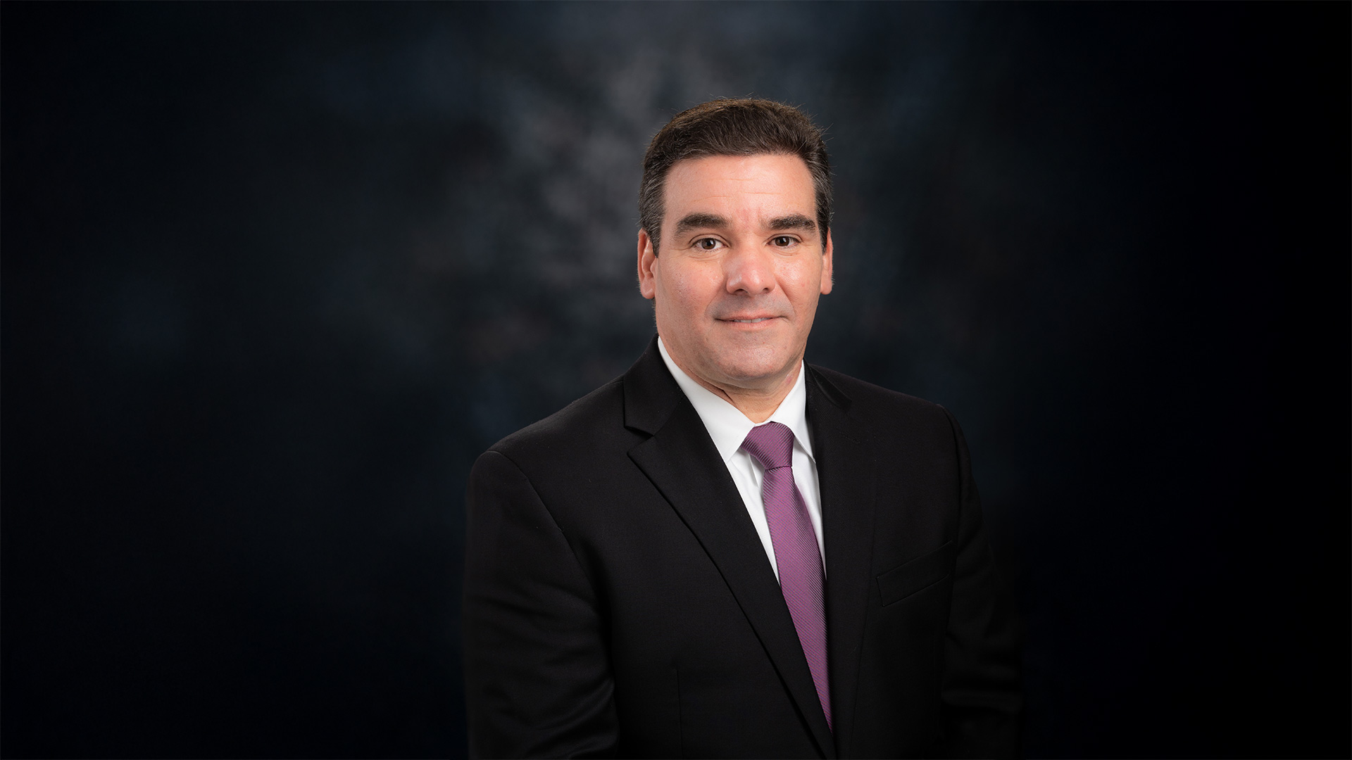 Portrait image of Dean Silva of UTHealth Houston School of Dentistry